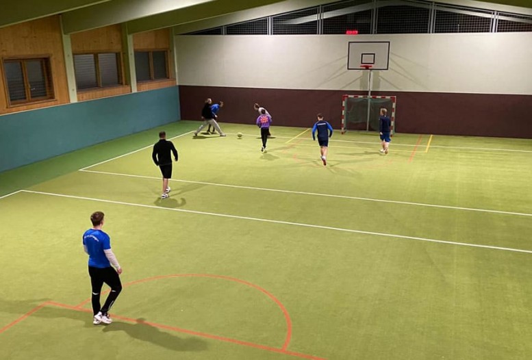 Bei Schlechtwetter in der Sporthalle Hanneshof 