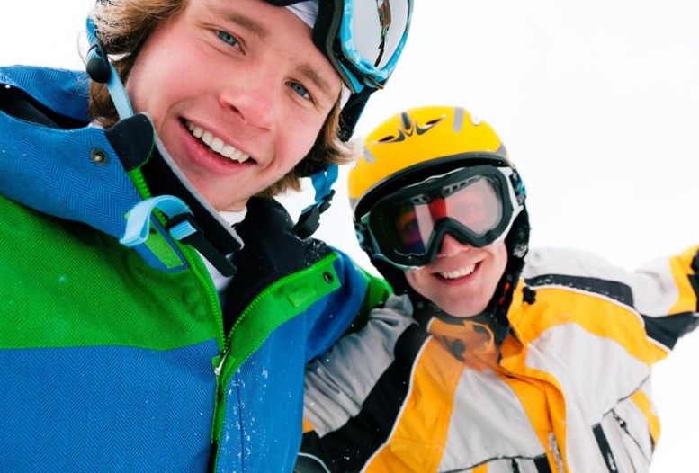 Wintersportwochen im Jugendsporthotel Hanneshof in Flachau © Shutterstock